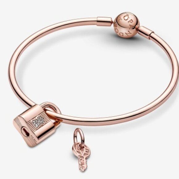 New Pandora S925 Rose Gold Authentic Padlock and Key Dangle Charm w/pouch - Picture 3 of 4